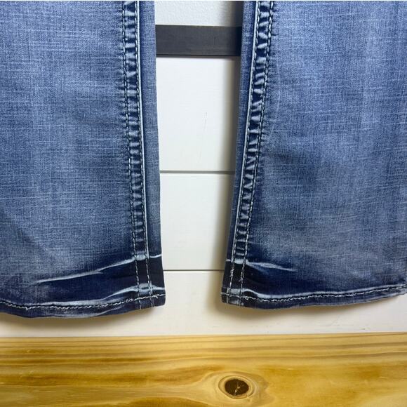 AMETHYST Y2K Style Low Rise Flare Denim Jeans w/ Stretch, Size 5 - Picture 10 of 11